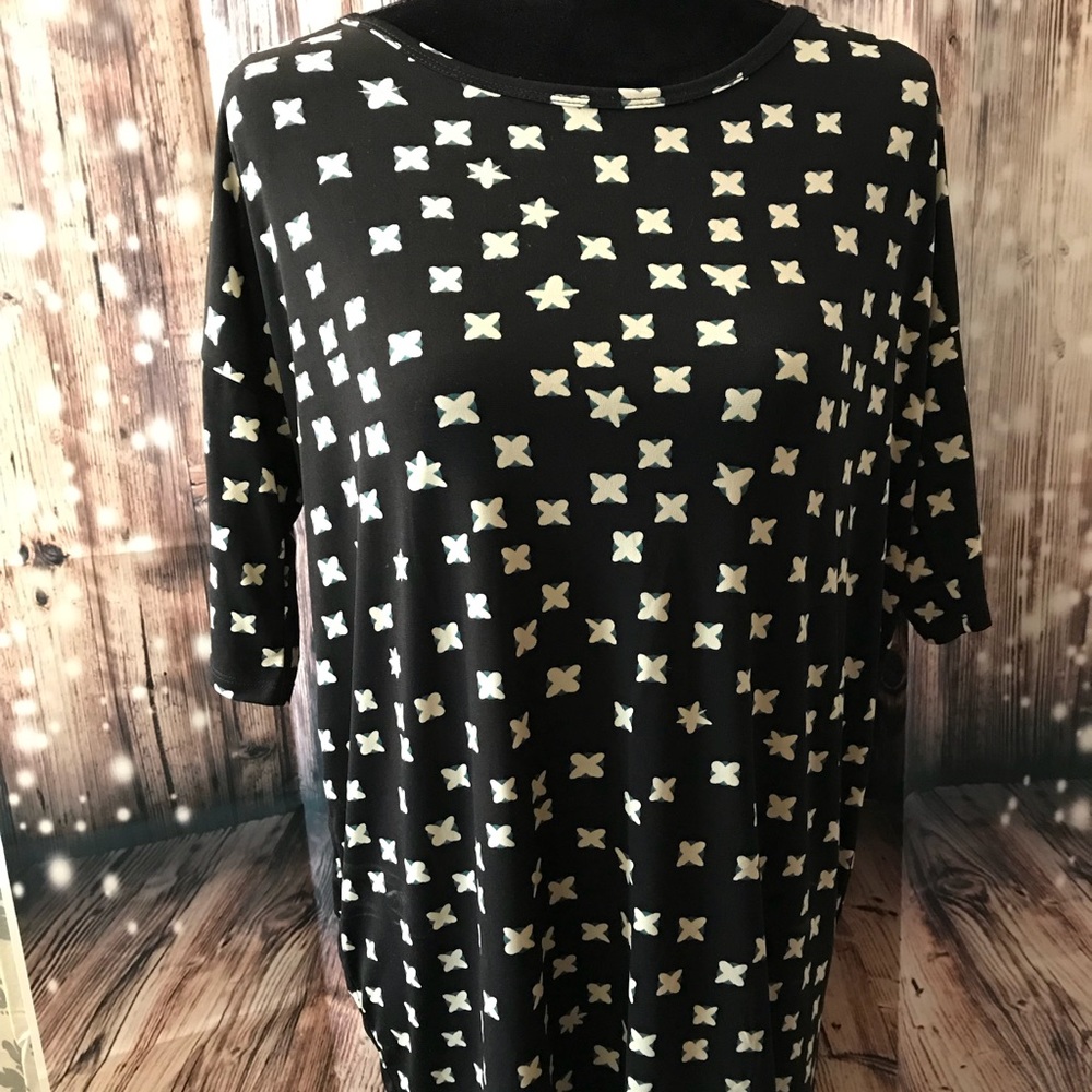 LuLaRoe Irma Tunic
